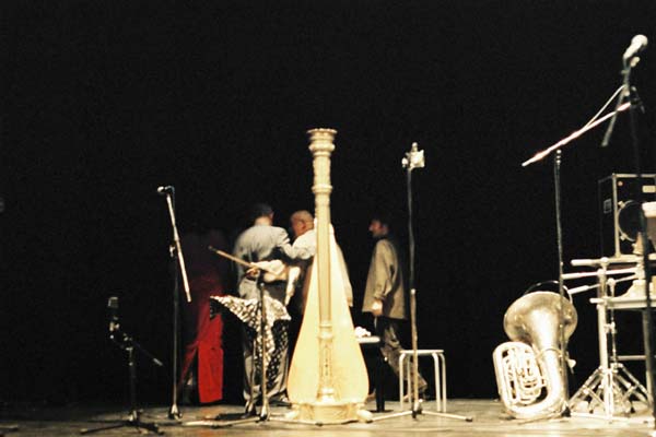 King &Uuml;b&uuml; &Ouml;rchestr&uuml;