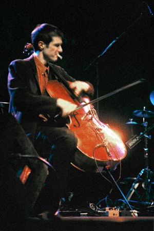 Fred Lonberg-Holm. Click here for more photos.